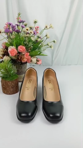 OXXO รองเท้าคัทชู หญิง เล็กกว่าปกติ1ไซส์ รองเท้าแฟชั่น ส้นสูง รองเท้าหุ้มส้น สูง2นิ้ว หนังนิ่ม ใส่สบายSB011