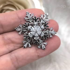 เข็มกลัด ฝังคริสตัลแท้ ลายเกล็ดหิมะ หมุนได้ ขนาดพอเหมาะ เครื่องประดับ BRH0242 ValueJewelry
