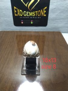 bacan Doko albino