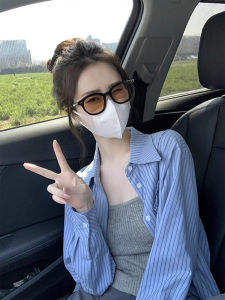 เสื้อเชิ้ตแขนยาวลายทางสีน้ำเงินสไตล์ฝรั่งเศสสำหรับผู้หญิง ฤดูใบไม้ร่วง ทรงหลวม ลำลอง สไตล์เกาหลี ทรงหลวม ลำลอง ทรงหลวม ลำลอง