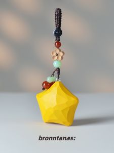 Handmade Lucky Star Keychain Retro Wood Carving Creative Gift for Teachers Day Womens Backpack Unique Small Pendant Ornament