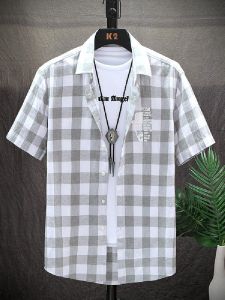 เสื้อเชิ้ตแขนสั้นผู้ชายลายสก็อตสีดำขาวสไตล์เกาหลีแฟชั่นฤดูร้อน เสื้อเชิ้ตคอเหลี่ยมทรงสลิมฟิต ผ้าฝ้ายแท้ 100%