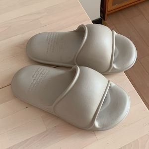 Thick Bottom EVA Slippers Couples Summer Indoor Outdoor Anti Slip Bathing Men Women Home Comfortable Foot Feeling Sandals