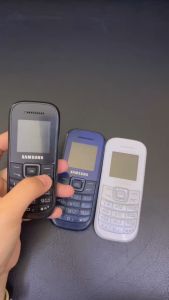 SAMSUNG Hero GT-E1200 โทรศัพท์มือถือแบบพกพา ดีไซน์คลาสสิก พนักงาน พร้อมส่ง