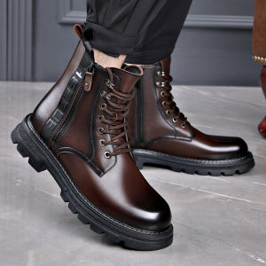 รองเท้าบูทมาร์ตินหนังวัวทรงหุ้มข้อสูงสำหรับผู้ชาย ฤดูหนาว สไตล์อังกฤษ รองเท้าบูทแบบสวมหุ้มข้อส้นแบน ด้านนอกเป็นผ้าตาข่าย ยาง