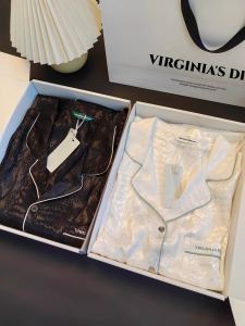 Sandroชุดปลอกผ้านวมผ้าไหมสุดหรูสําหรับคู่รักเสื้อผ้าบ้านแขนยาวเหมาะสําหรับฤดูใบไม้ผลิและฤดูร้อน