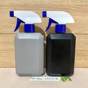 Chai lọ nhựa HDPE 350ml Màu Đen-Xám Ghi dáng vuông bo cạnh.Siêu đẹp có vòi nhấn đủ kiểuđủ loại.Đựng dầu gộisữa tắm…
