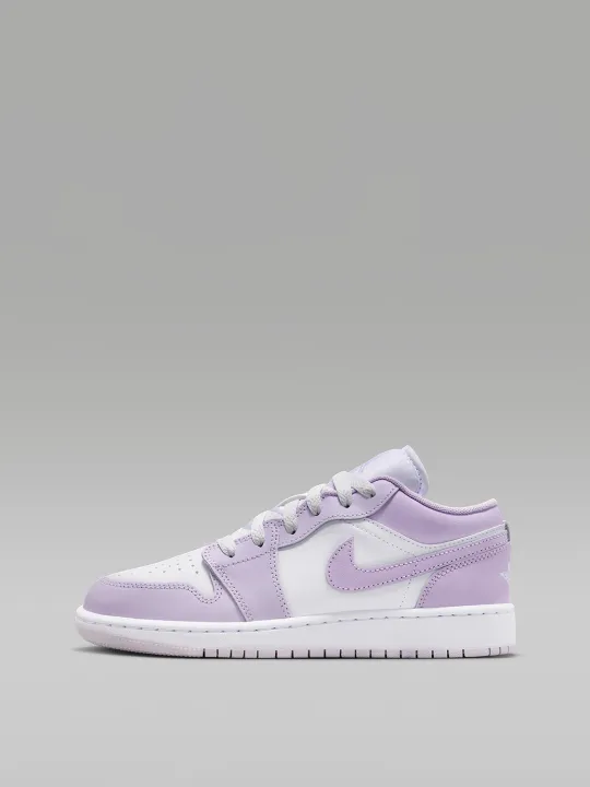 Nike%20%7C%20Gi%C3%A0y%20Th%E1%BB%83%20Thao%20%C4%90%E1%BA%BF%20Th%E1%BA%A5p%20Ch%E1%BB%91ng%20Tr%C6%B0%E1%BB%A3t%20B%E1%BB%81n%20-%20Image%202