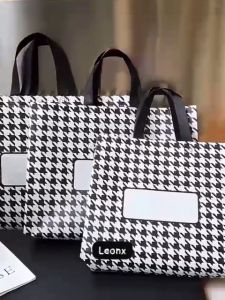 Tas Belanja / Paper Bag Kain Goodie Bag Kantong Hampers Tas Kado Gift Bag Waterprooof