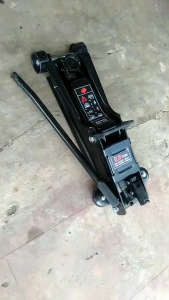 NEW 2.5ton horizontal hydraulic jack 2.5t hydraulic lifting jack Floor Jack low profile jack for car repair and tire replacement