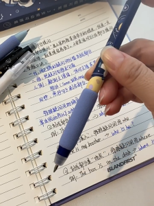 4Pcs Gel Pens Erasable Pens 0.5mm Black Ink Erasable Gel Pen with Eraser for Drawing Writing