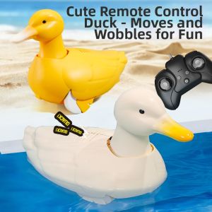 YILIXING | Water & Bathtub Compatible Motorized Duck Toy For Baby Crawling