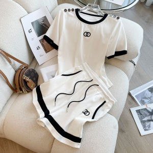 Bộ Đồ Thể Thao Màu Trắng Thời Trang Cho Nữ Bộ Đồ Hai Mảnh Thường Ngày Mùa Hè 2025 Bộ Đồ Thể Thao Cotton Thoải Mái Thoáng Khí