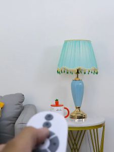 LED Jingdezhen Ceramic Table Lamp European Style Bedroom Bedside Lamp Romantic Decoration Desk Lamp Living Room Creative Classical Retro Lamp with Bulb (Energy Class A)