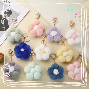 พวงกุญแจจี้ดอกไม้ ขนนุ่ม สำหรับห้อยได้ทั่วไป ทั้งประเป๋า และกุญแจ หรือเป็นเครื่องประดับก็ได้