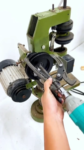 Universal Bearing Removal 3 Jaw Gear Puller 4/6 inch Heavy Duty Three Handle Puller Installer Gear Pullers Performance Tool