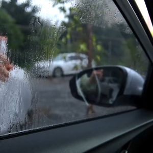 ฟิล์มกันฝนกระจก ฟิล์มติดกระจกมองข้าง 3 ขนาด กันฝนและหมอก กันสะท้อนแสง ง่ายต่อการวาง