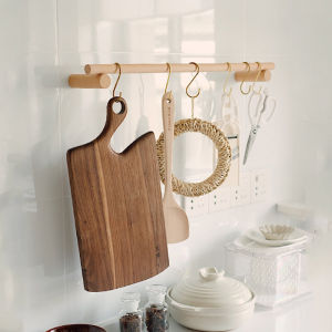 ราวแขวนผ้าเช็ดตัวในห้องน้ำราวเดี่ยวติดผนังในห้องครัวไอเดียสร้างสรรค์ราวแขวนเสื้อไม้เนื้อแข็งสไตล์ญี่ปุ่นราวแขวนเสื้อทำจากไม้ไม่ต้องเจาะรู