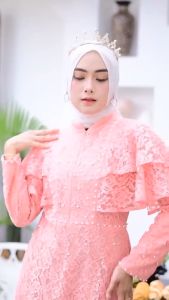 Gamis Maharani & Brukat Mewah: Tren Busana Muslim Wanita