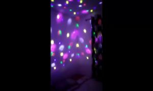 [BẢO HÀNH 12 THÁNG] ĐÈN NHÁY TO THEO NHẠC CÓ REMOTE ĐÈN VŨ TRƯỜNG TÍCH HỢP LOA BLUETOOTH NHIỀU MÀU NHIỀU CHẾ ĐỘ SÁNG