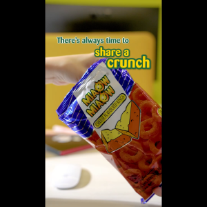 Miaow Miaow Cheese Flavoured Rings 50g Value Pack Bundle (x4 / x10) Halal Crunchy Savory Snack