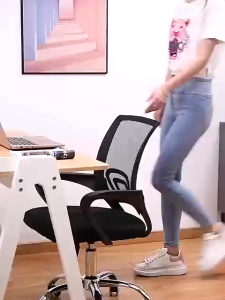 ร้านไทย เก้าอี้ทำงาน ปรับระดับความสูงได้ เก้าอี้สำนักงาน ขาเหล็ก พนักพิงเบาะนุ่ม ด้วยระบบไฮโดลิค Office Chair