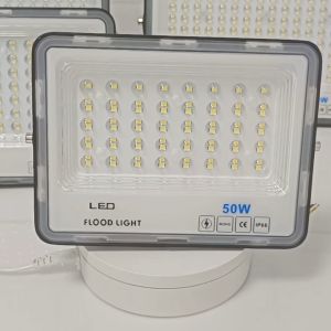 Tranyton LED Floodlight 50W 100W 200W 300W SMD2385/2835 IP66 Waterproof Outdoor Flood Light 6500K Daylight Aluminum Body 180° Adjustable Bracket for Garage Garden Yard Warehouse Security Lighting