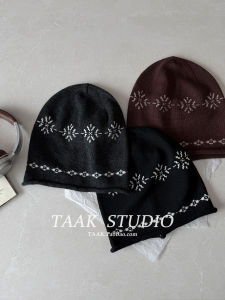 TAAK Fair Isle Knitted Hat Womens Autumn Winter Warm Woolen Cap Cuffed Casual Style round Top Versatile for Strolling