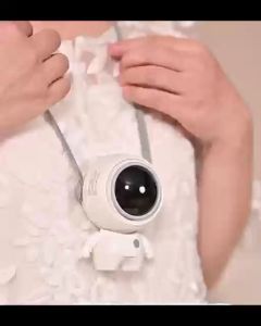 พัดลมนักบินอวกาศ พัดลมห้อยคอ พัดลมพกพา พัดลมชาร์จแบต พัดลม USB พัดลมน่ารัก พัดลมมือถือ พัดลมคล้องคอ ใช้งานได้2-5ชั่วโมง