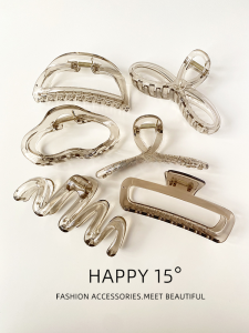 New Grey Tea Colored Transparent Jelly Hair Claw Large Size Simple Design Shark Tail Hair Clip Stylish Hair Accessories