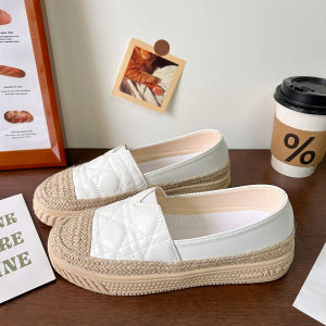 Thick Bottom Fisherman Shoes Womens 2025 New Lazy One-Step Small Fragrance Style Leather Surface Soft Bottom Versatile Casual Shoes