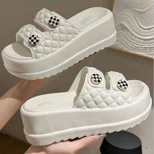 sandal selop wedges tebal Eva wanita terbaru varian kancing kamifa yang lagi trend