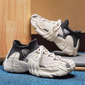 Mens Autumn Winter Thick Bottom Running Shoes Breathable Fly Knit Casual Sports Sneakers Anti-slip Dad Shoes for Running