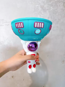 Astronaut electric frisbee/light music astronaut/catapult toy/electric frisbee/frisbee toy/parent-child interaction