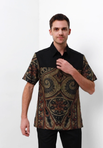 Arjuna Weda Hem Pria Batik Motif Macadamia Contenporer