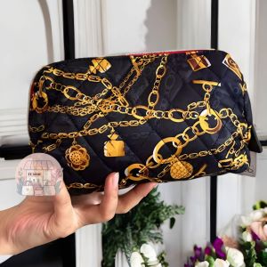 พร้อมส่ง กระเป๋าของขวัญกระเป๋าเครื่องสำอางเอสเต้ผ้าแคนวาสบุใยสังเคราะห์ ผ้าหนาและมีซับใน