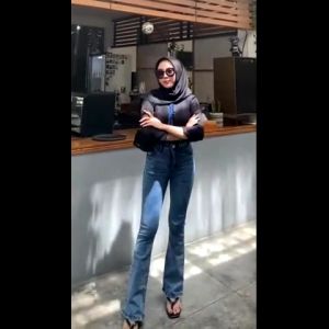 Celana Jeans Wanita Cutbray Highwaist Bahan Melar Stretch Korean Style Hangover Denim Premium