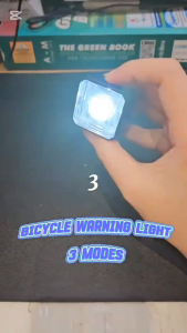 【Product Lab】SG Ready Stock Warning Light Ultra-Bright Bicycle LED 200m Long-Range Visibility 300mAh Rechargeable 3 Lighting Modes Waterproof & Dustproof Night Cyling Biker