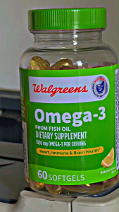 Dầu cá Walgreens Omega 3 FROM FISH OIL DIETARY SUPPLEMENT 1000mg 60 softgels hỗ trợ sức khỏe vóc dáng làn da của Mỹ