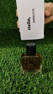 น้ำหอมกลิ่นหอมติดทน เหมาะสำหรับผู้ที่ชื่นชอบความหอม ขนาด 50 มล.