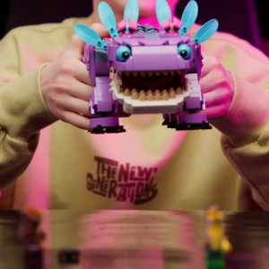 LEGO Fortnite 77077 Klombo (1084 Pieces)