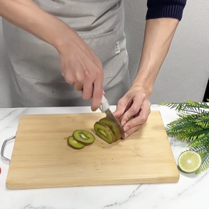 Pisau Travel 2 in 1: Pengupas Buah Serbaguna