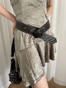 Black Rose Flower Y2K Versatile Motorcycle Retro Style Womens Belt Fashionable Trendy American Retro Leather Belt