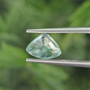 พลอย พาไรบ้า ทัวร์มาลีน Paraiba Tourmaline 2.17 กะรัต (Cts.) พร้อมใบเซอร์ พลอยแท้อัญมณีมงคล