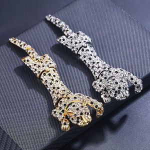 Elegant Fashionable Tiger Brooch Pin Mens High-end Suit Chest Flower Jewelry Alloy Embedded Diamond over Shoulder Tiger Pin