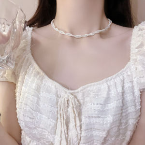 สร้อยคอไข่มุกธรรมชาติสองชั้นสไตล์เรโทรสำหรับผู้หญิง เครื่องประดับแฟชั่นที่สวมใส่สบายและมีสไตล์ สร้อยคอแบบหัวเข็มขัด