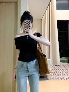 Áo Thun Nữ Tay Ngắn Ôm Vừa Vặn Mùa Hè Màu Đen Gợi Cảm Cổ Chữ V Dài Thường Xuyên Chất Liệu Khác Thương Hiệu Peixu Phong Cách Hàn Quốc