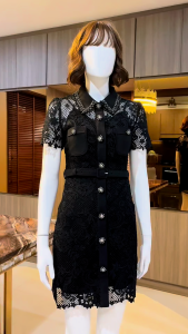 MG090-0823 : มินิเดรสสีดำ Black Lace Dress Embellished With Diamonds