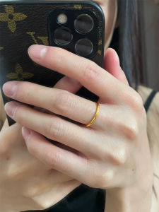 Permanently Colorful Solid Ring 18K Gold Simple Elegant Versatile Titanium Steel Womens Fashion Accessory