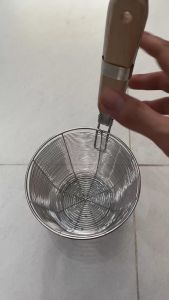 Vợt trụng mìhủ tiếu sâu lòng dạng vòng Vợt Trụng Hủ Tiếu Mì (Loại Tốt)- Sâu Lòng Inox Tốt Nhiều Size